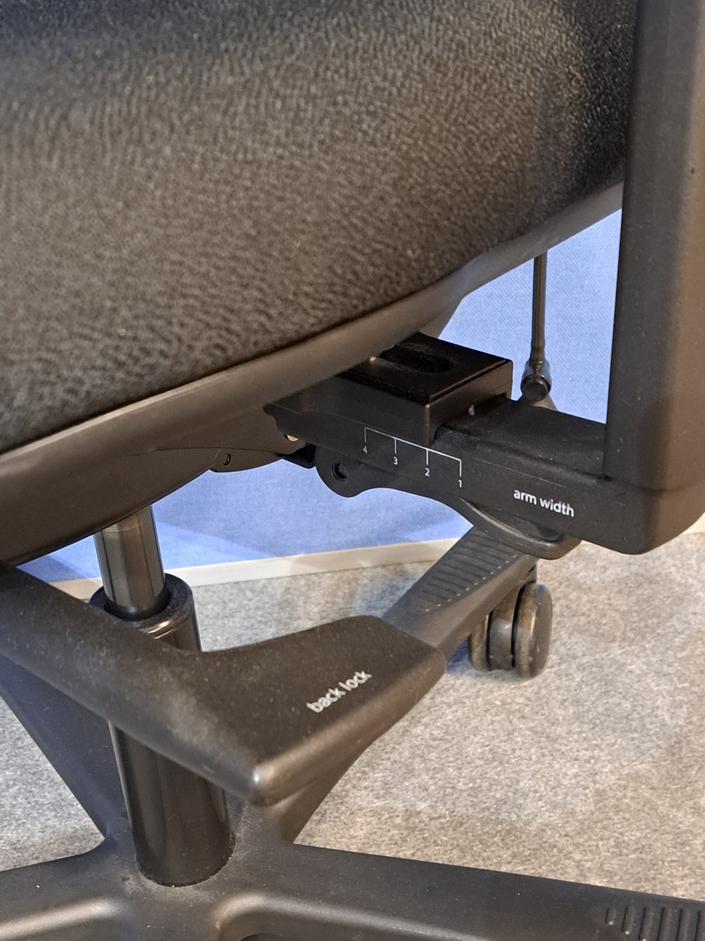 Orangebox Flo Mid Back Task Armchair with Headrest Black (used)