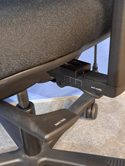 Orangebox Flo Mid Back Task Armchair with Headrest Black (used)