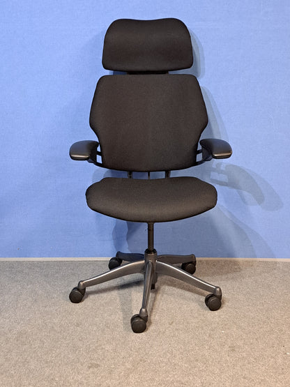 Humanscale Freedom Office Armchair with New Fabric in Black (used)