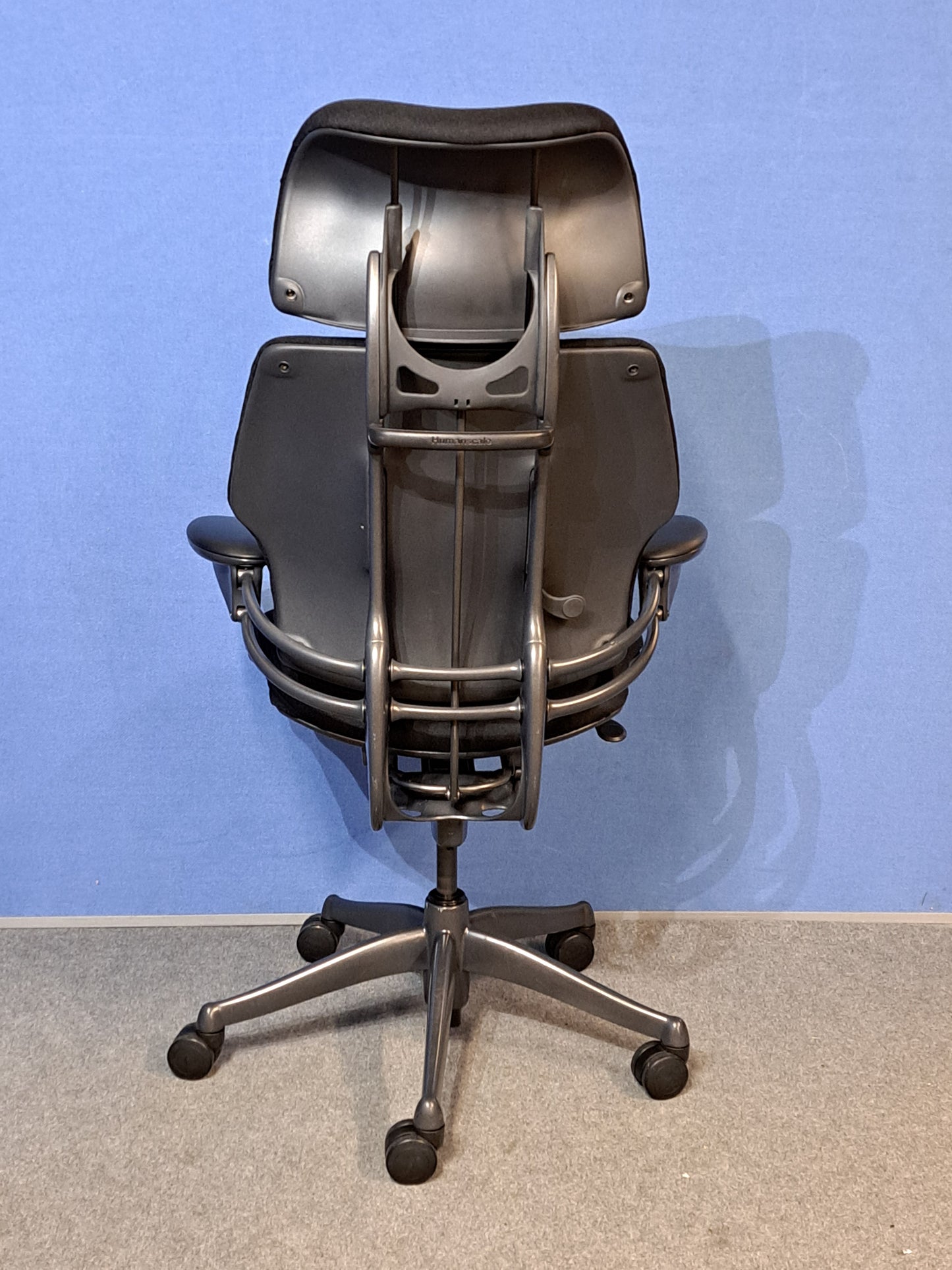 Humanscale Freedom Office Armchair with New Fabric in Black (used)