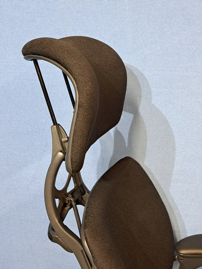 Humanscale Freedom Office Armchair with New Fabric in Black (used)