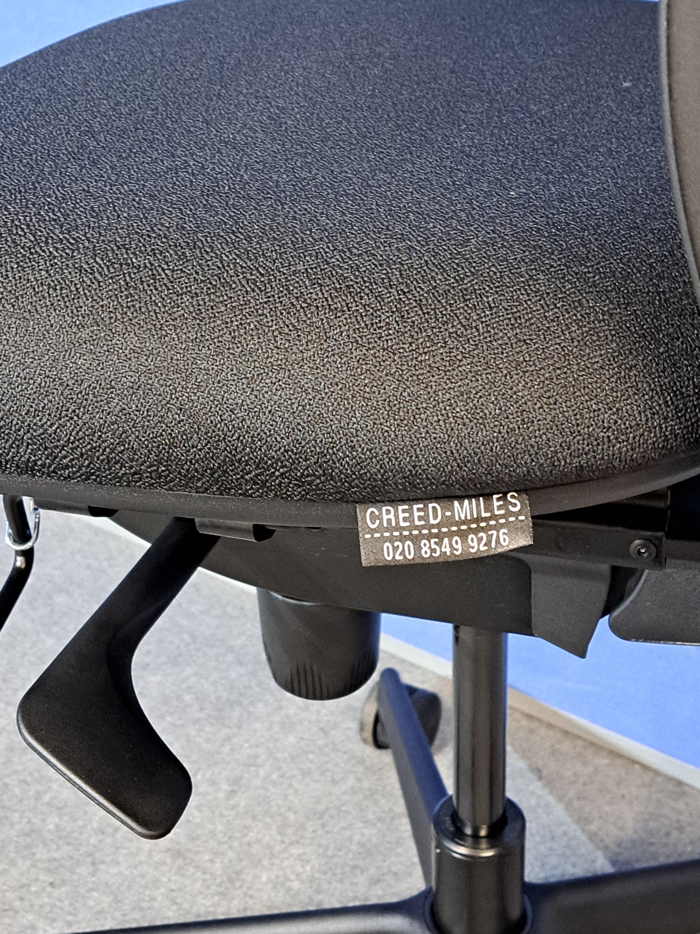 Pledge Eclipse Mesh Back Task Chair in Black (used)