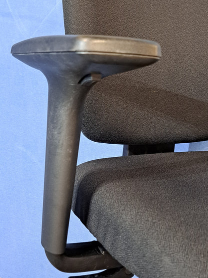 Senator Dash Operator Armchair Black (used)