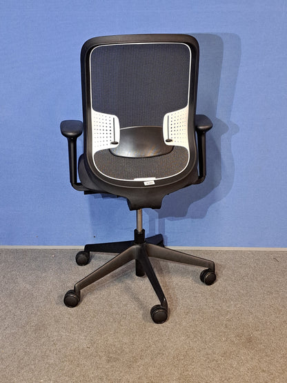 Orangebox Do Mesh Back Operator Armchair - Grey/White *SMALL HOLE IN SEAT* (Used)