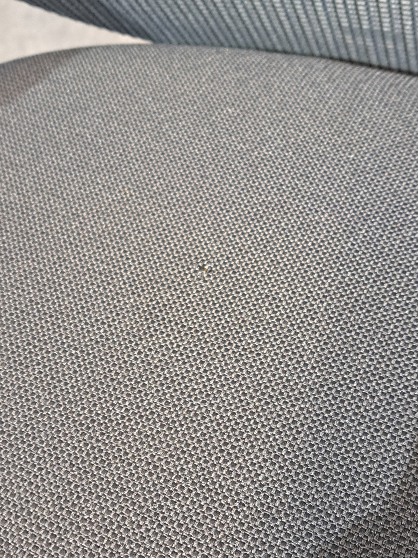 Orangebox Do Mesh Back Operator Armchair - Grey/White *SMALL HOLE IN SEAT* (Used)
