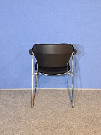 Set of 2 Perry Meeting Armchair on Silver Cantilever Frame - Black (used)