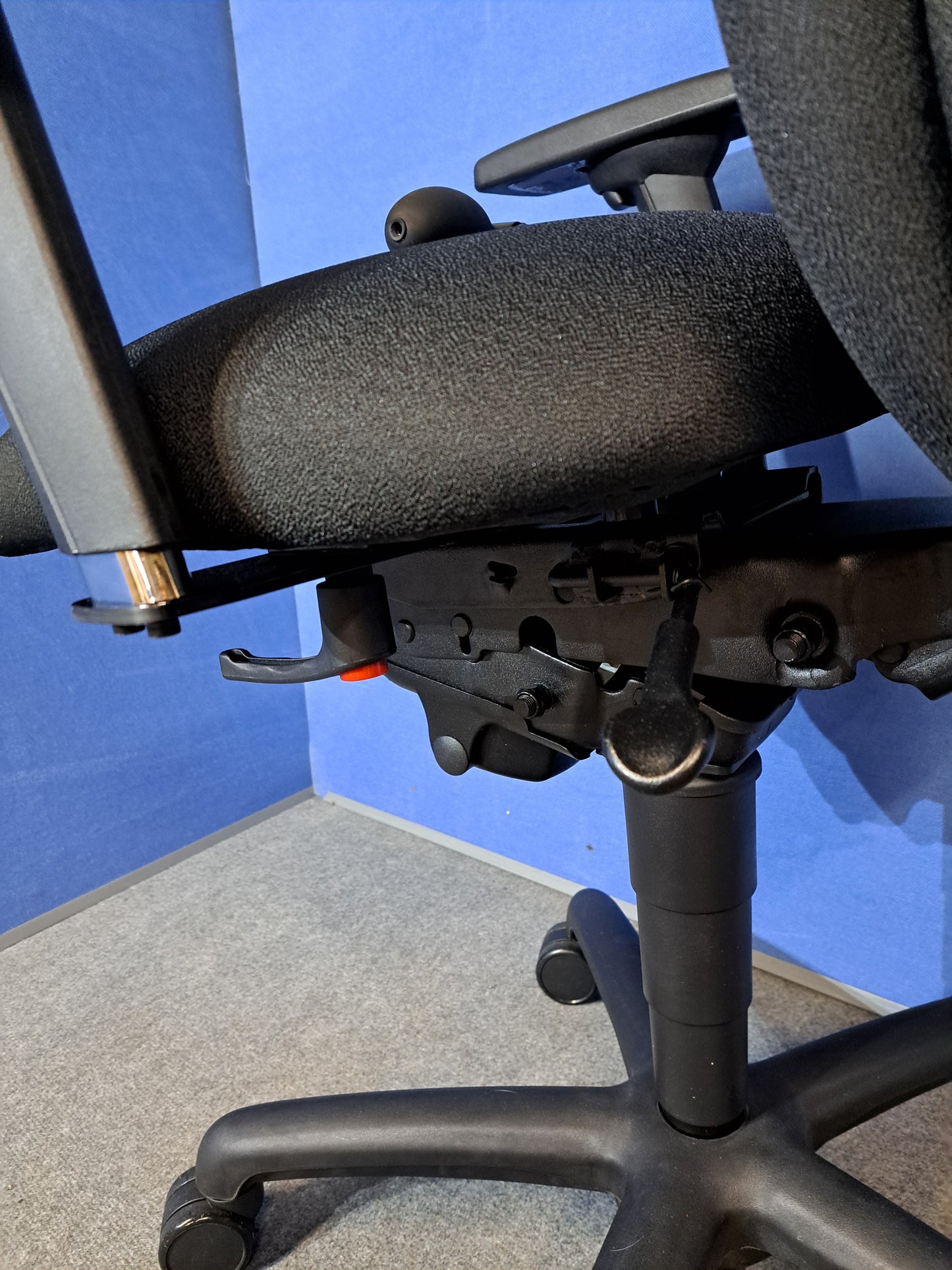 Adapt by Ergochair High Back Operators Armchair with Headrest (used)