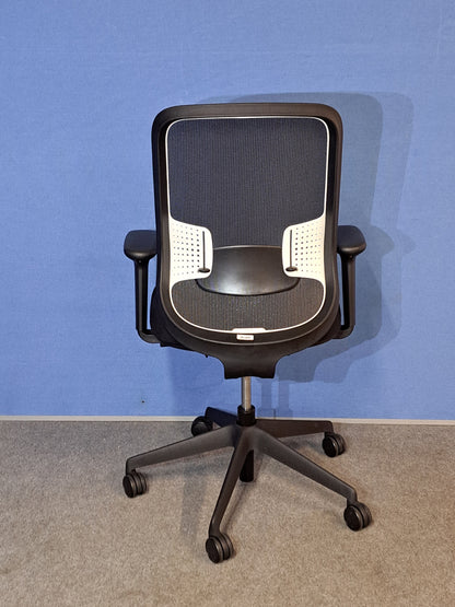 Orangebox Do Mesh Back Operator Armchair - Black / White (Used)