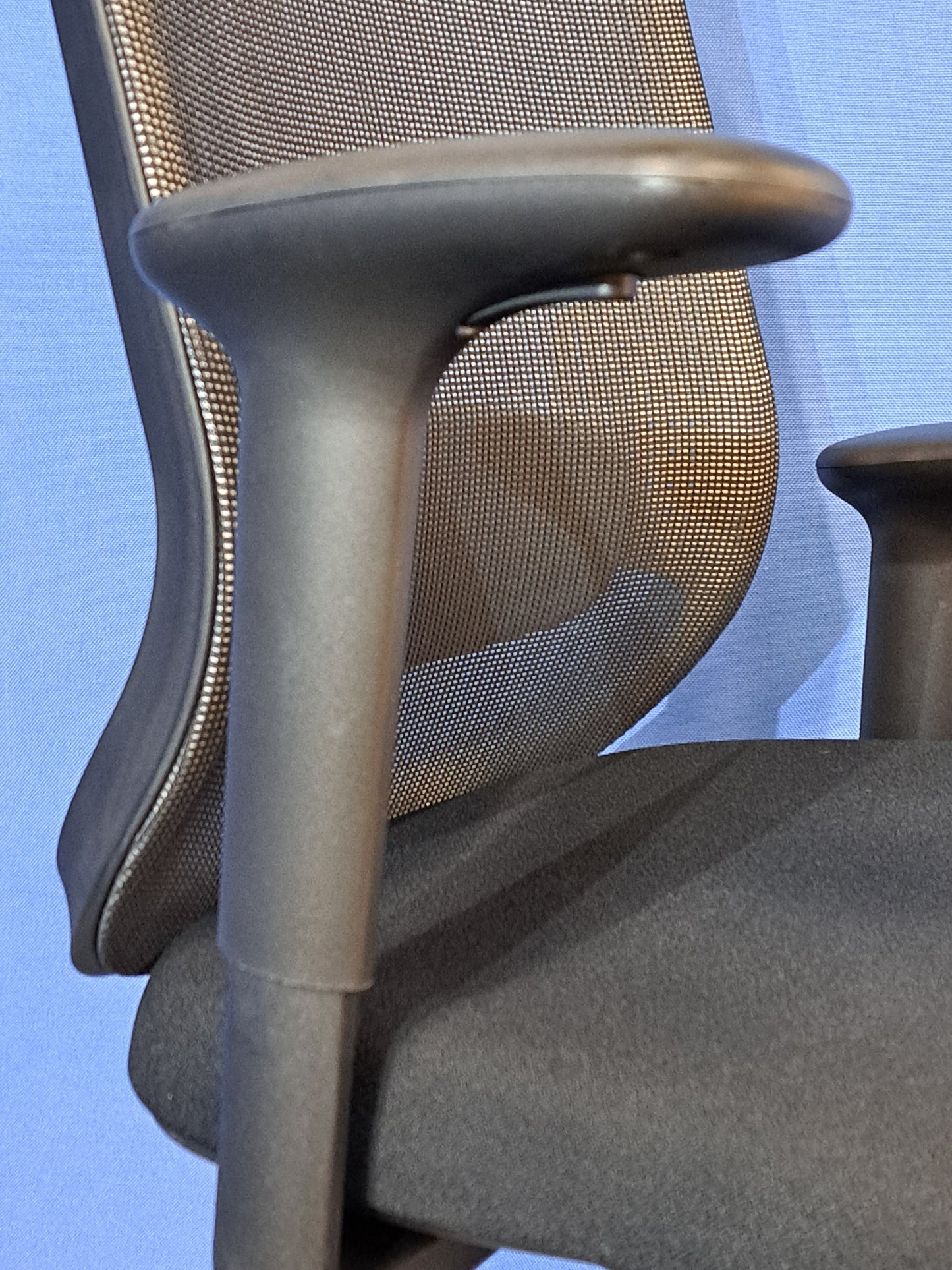 Orangebox Do Mesh Back Operator Armchair - Black / White (Used)