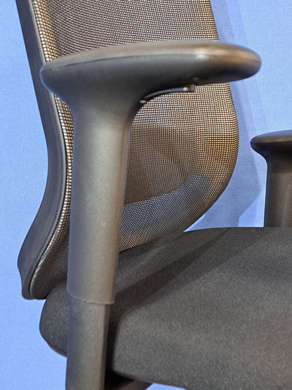 Orangebox Do Mesh Back Operator Armchair - Black / White (Used)