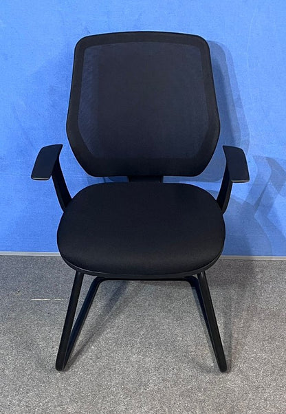 Mesh Back Visitor / Meeting Armchair on Black Cantilever Frame - Black (used)