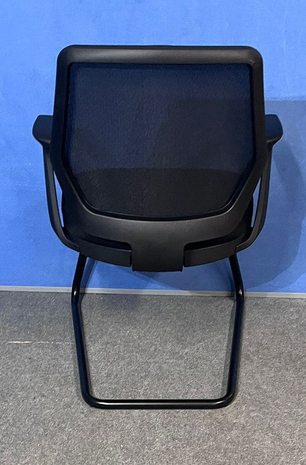 Mesh Back Visitor / Meeting Armchair on Black Cantilever Frame - Black (used)