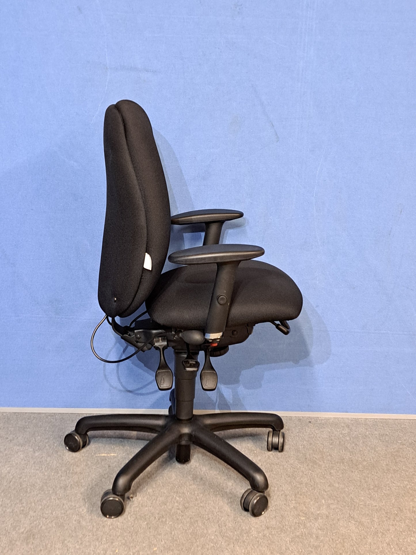 Adapt by Ergochair Mid Back Operators Armchair - Black (used)