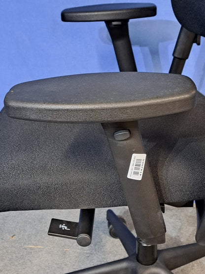 Rohde Grahl Nowy Styl Xenium Basic Office Armchair Black (used)