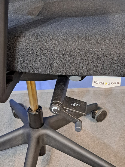 Rohde Grahl Nowy Styl Xenium Basic Office Armchair Black (used)
