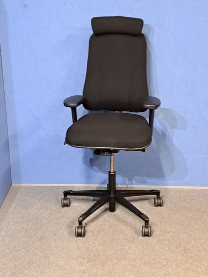 Hoganas +501 Office Armchair inc Headrest Black (used)