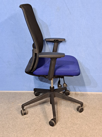 Triumph Mesh Back Operators Armchair with Height Adjustable Arms in Blue / Black (used)