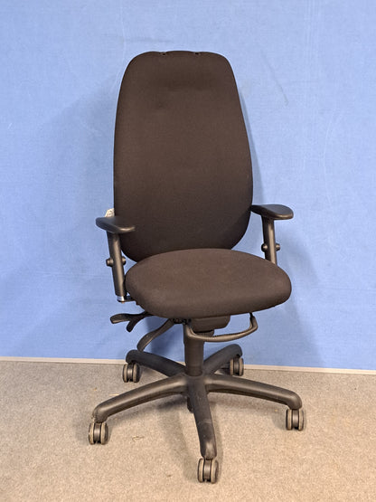 Adapt by Ergochair High Back Operators Armchair Black (used)