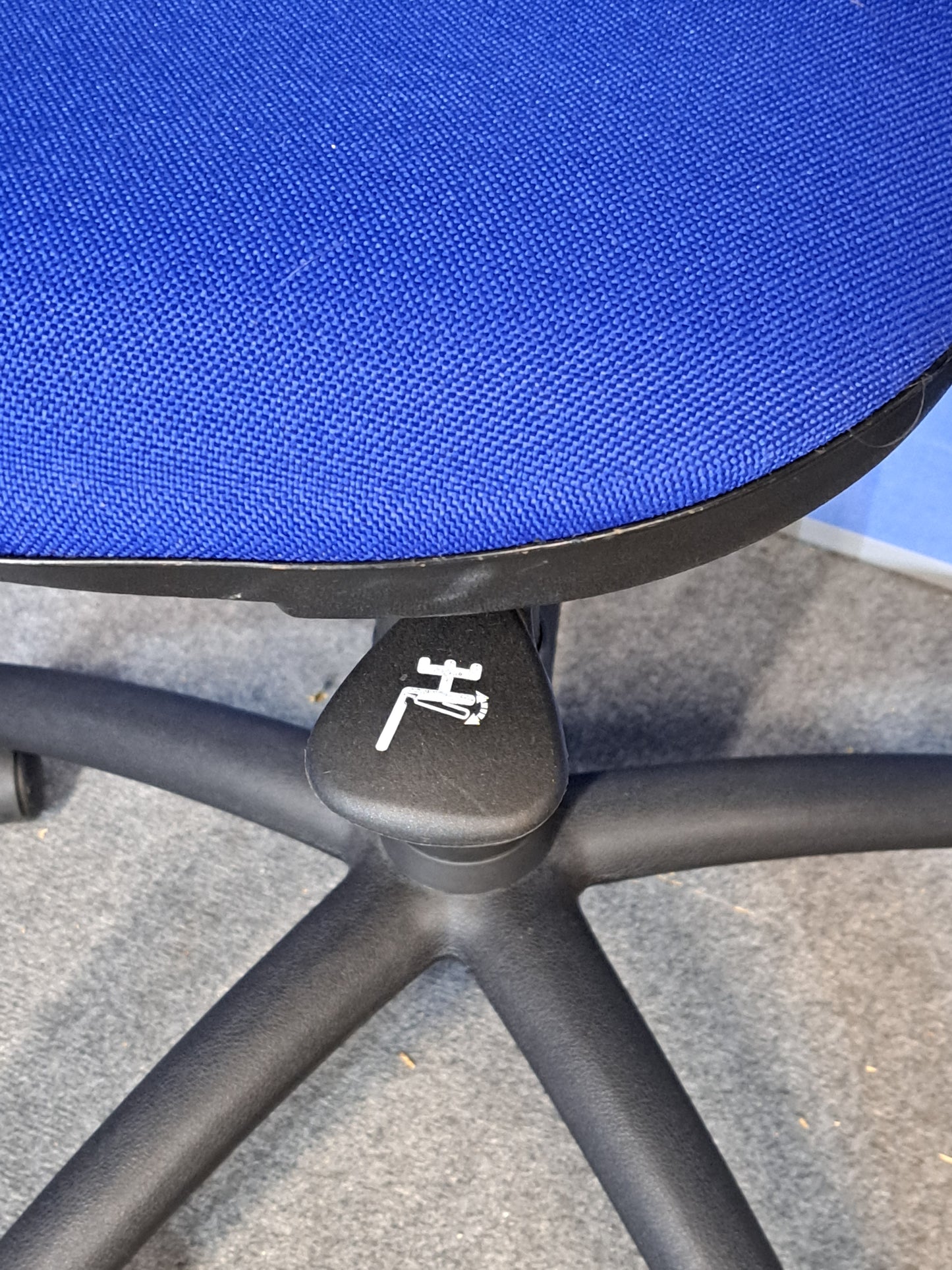 Medium Back Operators Chair, Blue Fabric (used)