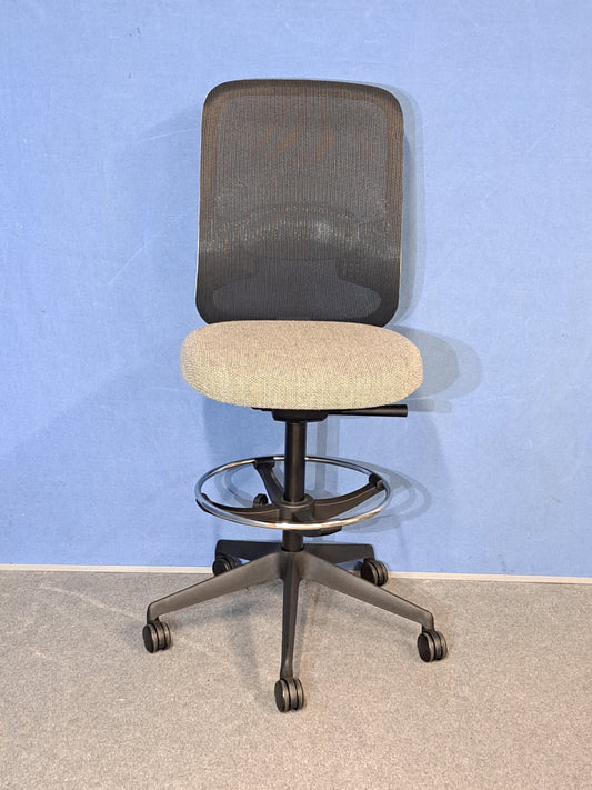 Orangebox Do Mesh Back Operators Armchair with Grey Wool Seat (Used)