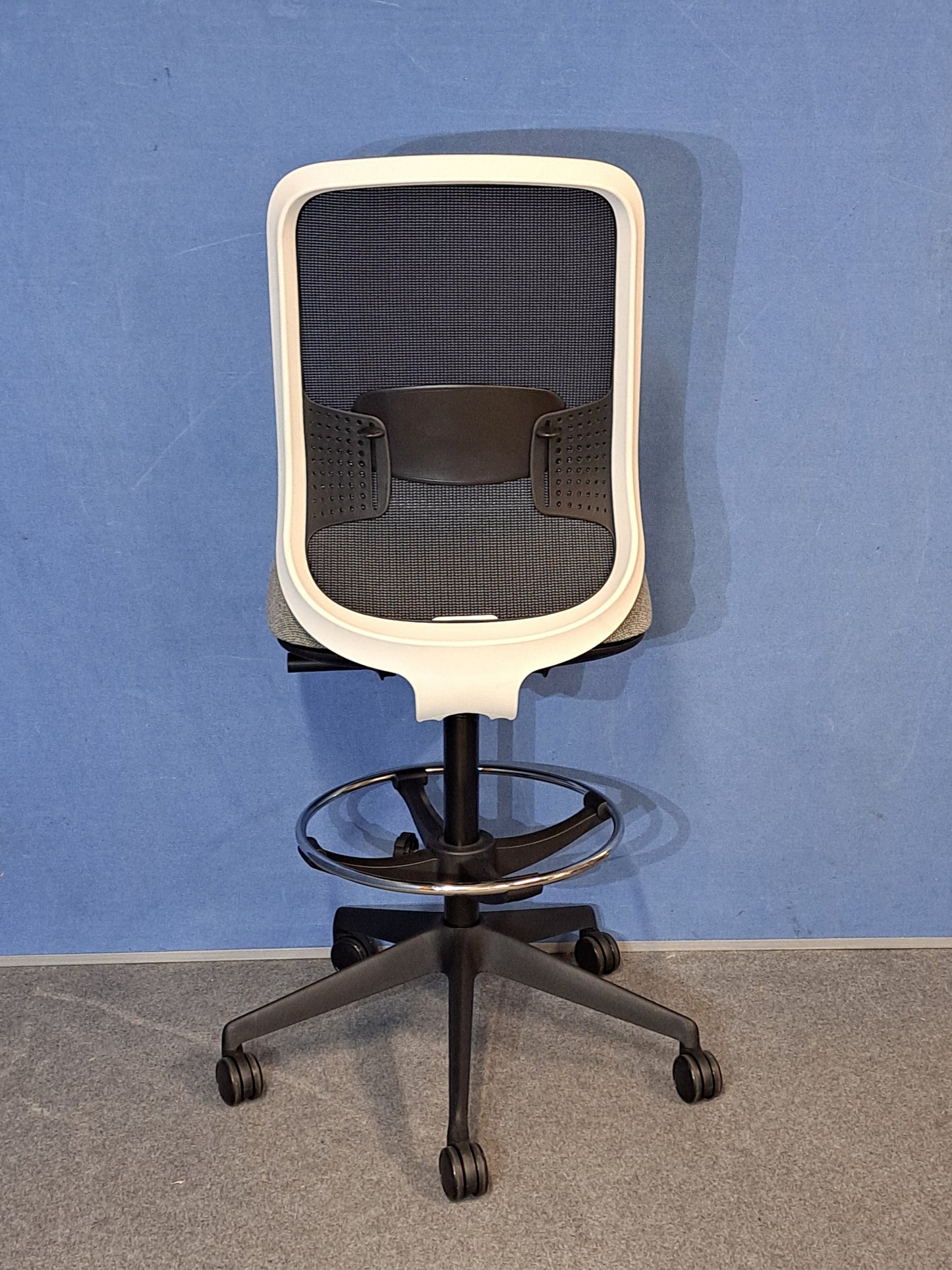 Orangebox Do Mesh Back Operators Armchair with Grey Wool Seat (Used)
