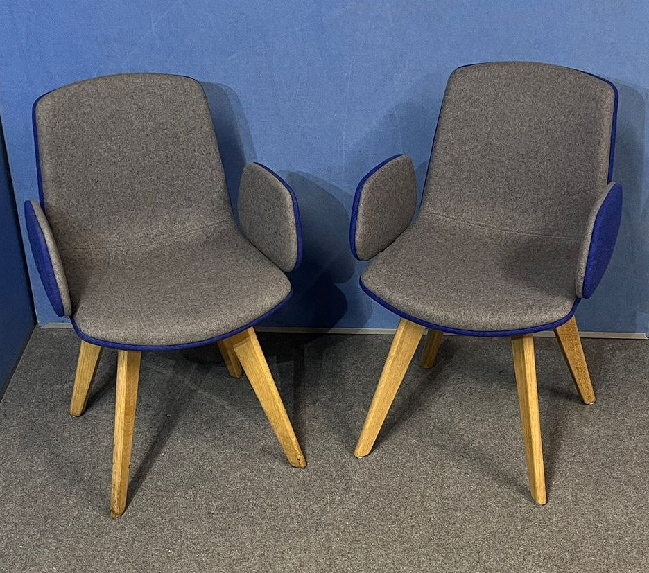 Set of 2 Boss Design Cubb-02 Chairs Grey / Blue (used)