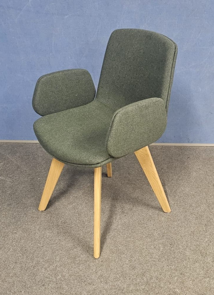Set of 2 Boss Design Cubb-02 Chairs Green (used)