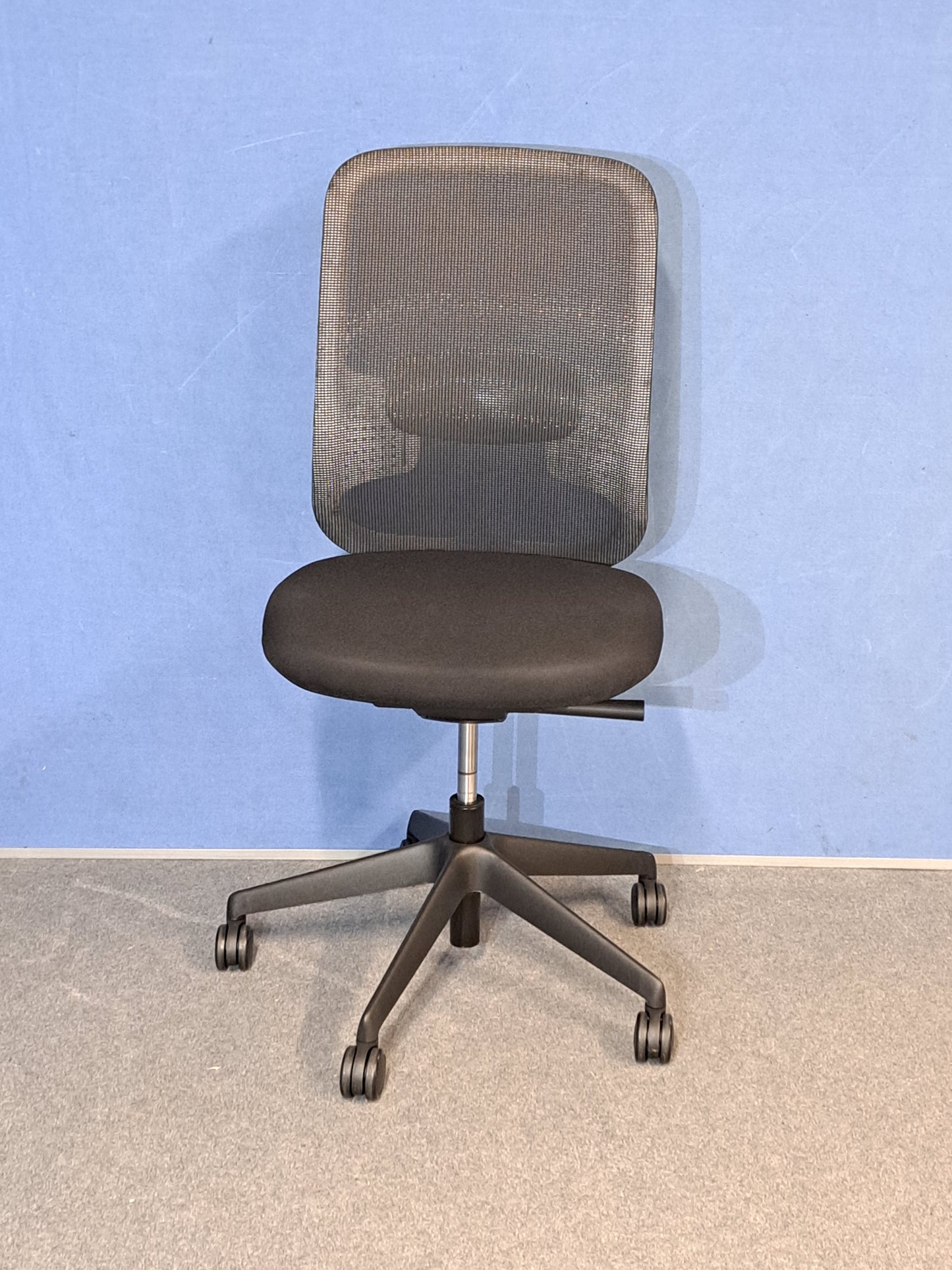 Orangebox Do Mesh Back Operators Chair with Black Polyester Seat (Used)