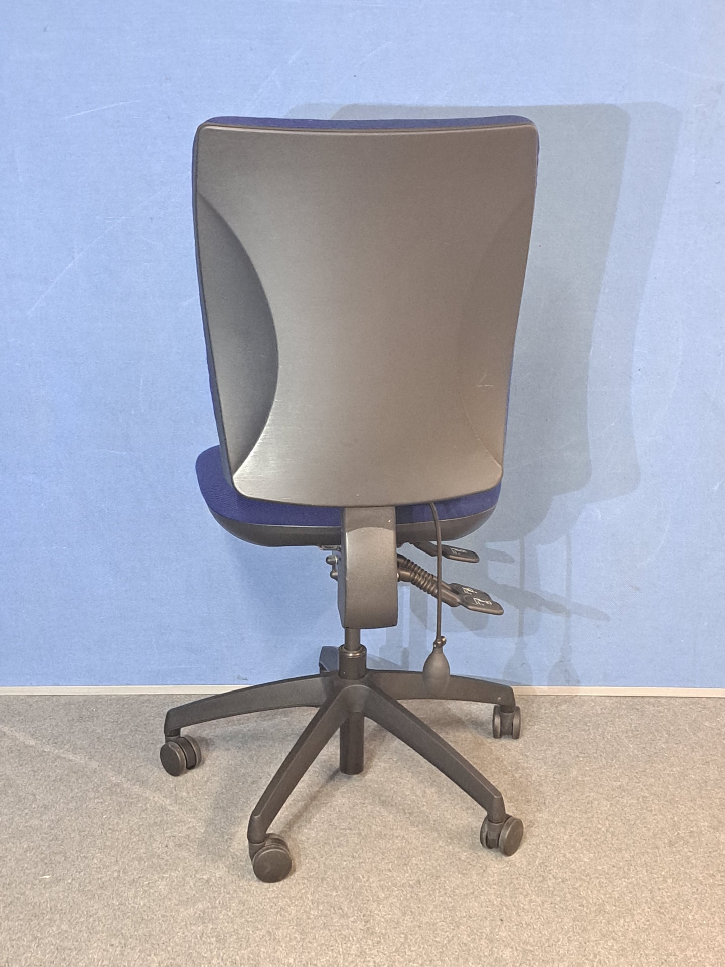 High Back Operators Chair, Blue (used)