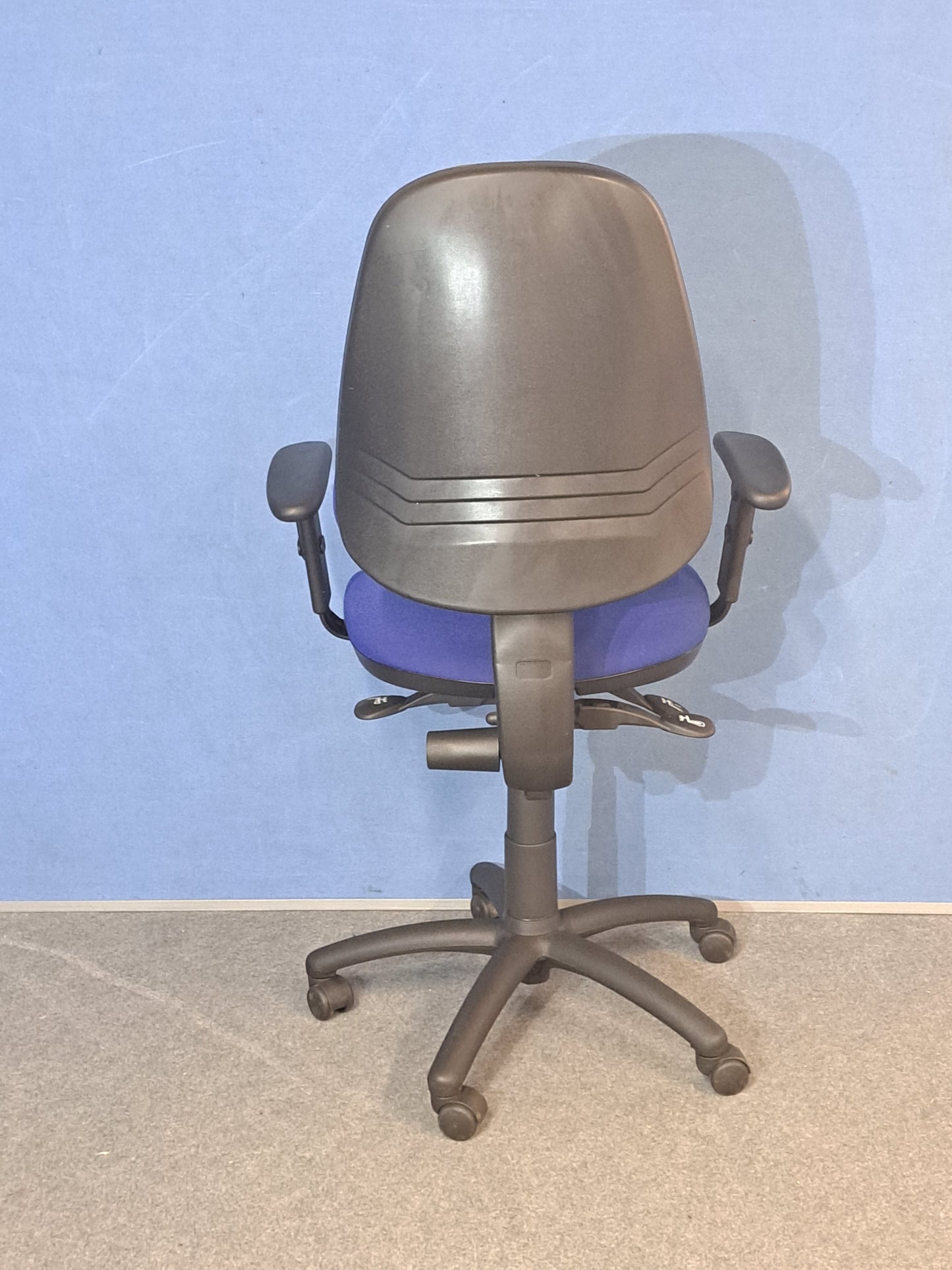 Medium Back Operators Armchair, Blue Fabric (used)