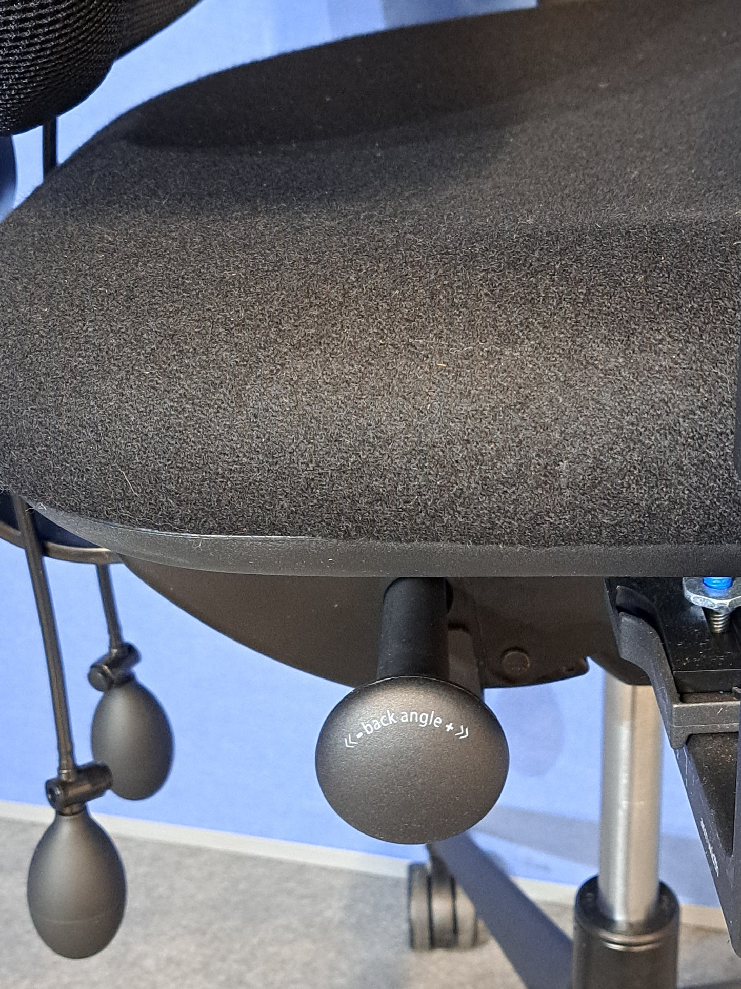 Orangebox Flo Mid Back Task Armchair with Headrest & Black Wool Fabric (Used)
