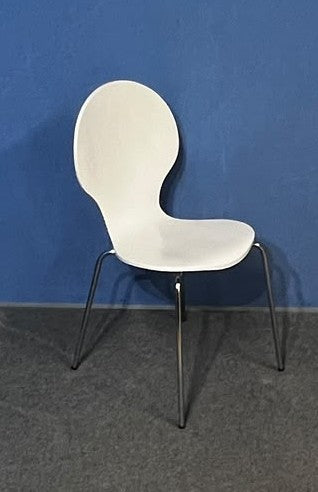 Set of 4 White Rounded Back Canteen / Dining Chairs – Silver Frame (Used)