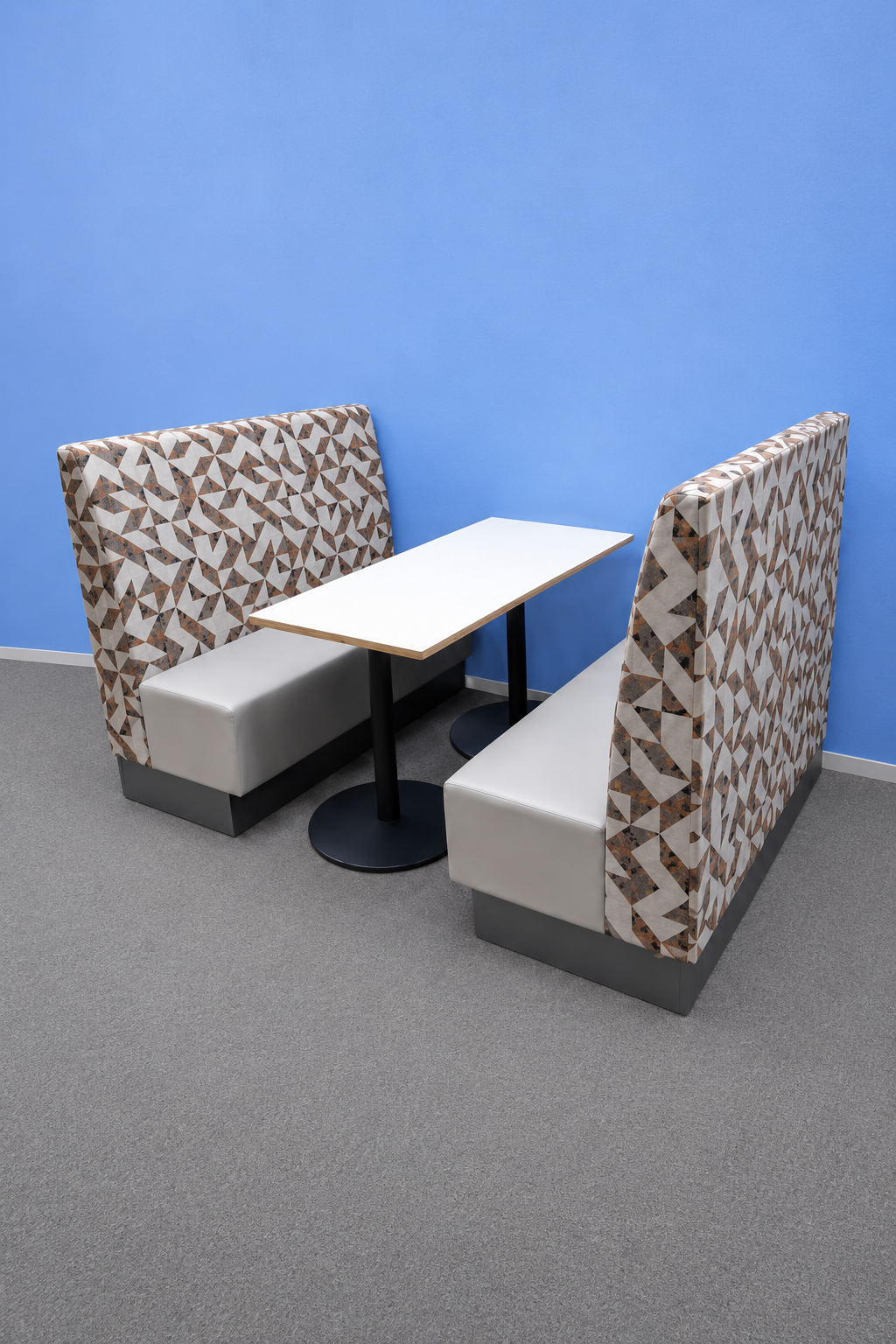 High Back 4 Seater Office Booth with Table (Used)