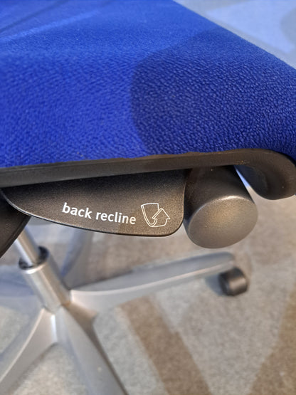 Giroflex G64 High Back Task Armchair Blue (Used)