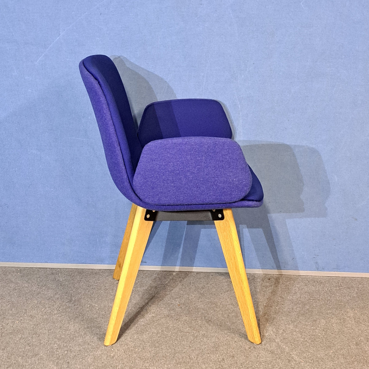 Orangebox Cubb-02 Blue Armchair with Oak Legs (Used)