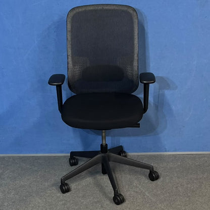 Orangebox Do Mesh Back Operators Armchair Black / White (Used)