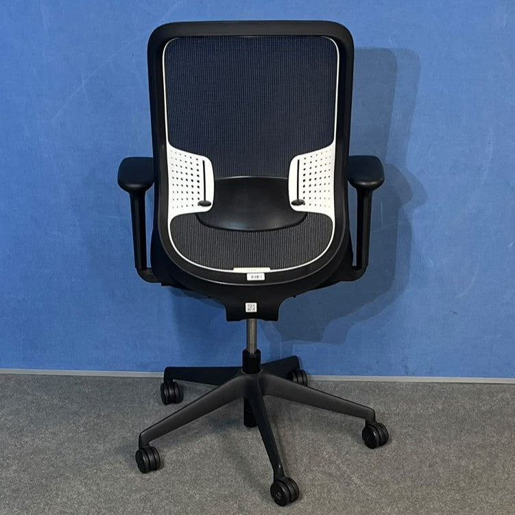 Orangebox Do Mesh Back Operators Armchair Black / White (Used)