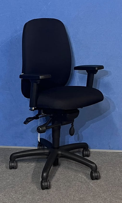 Adapt by Ergochair Operators Armchair - Medium Back - Medium Seat - Black (used)