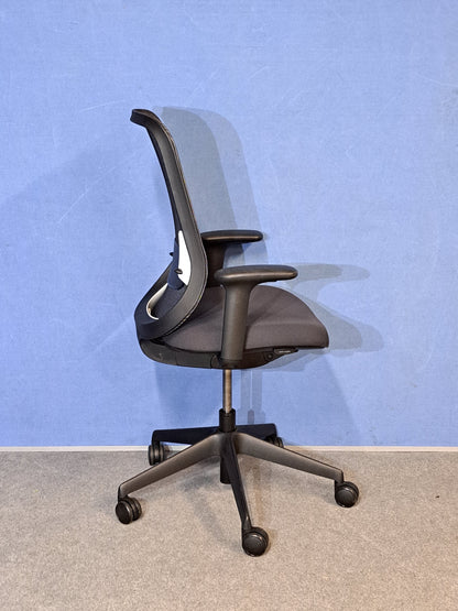Orangebox Do Mesh Back Operators Armchair Black / White with Grey Seat (Used)