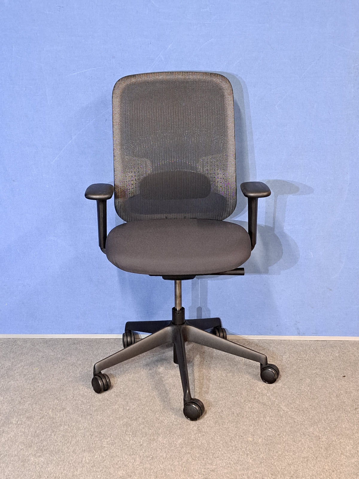 Orangebox Do Mesh Back Operators Armchair Black / White with Grey Seat (Used)