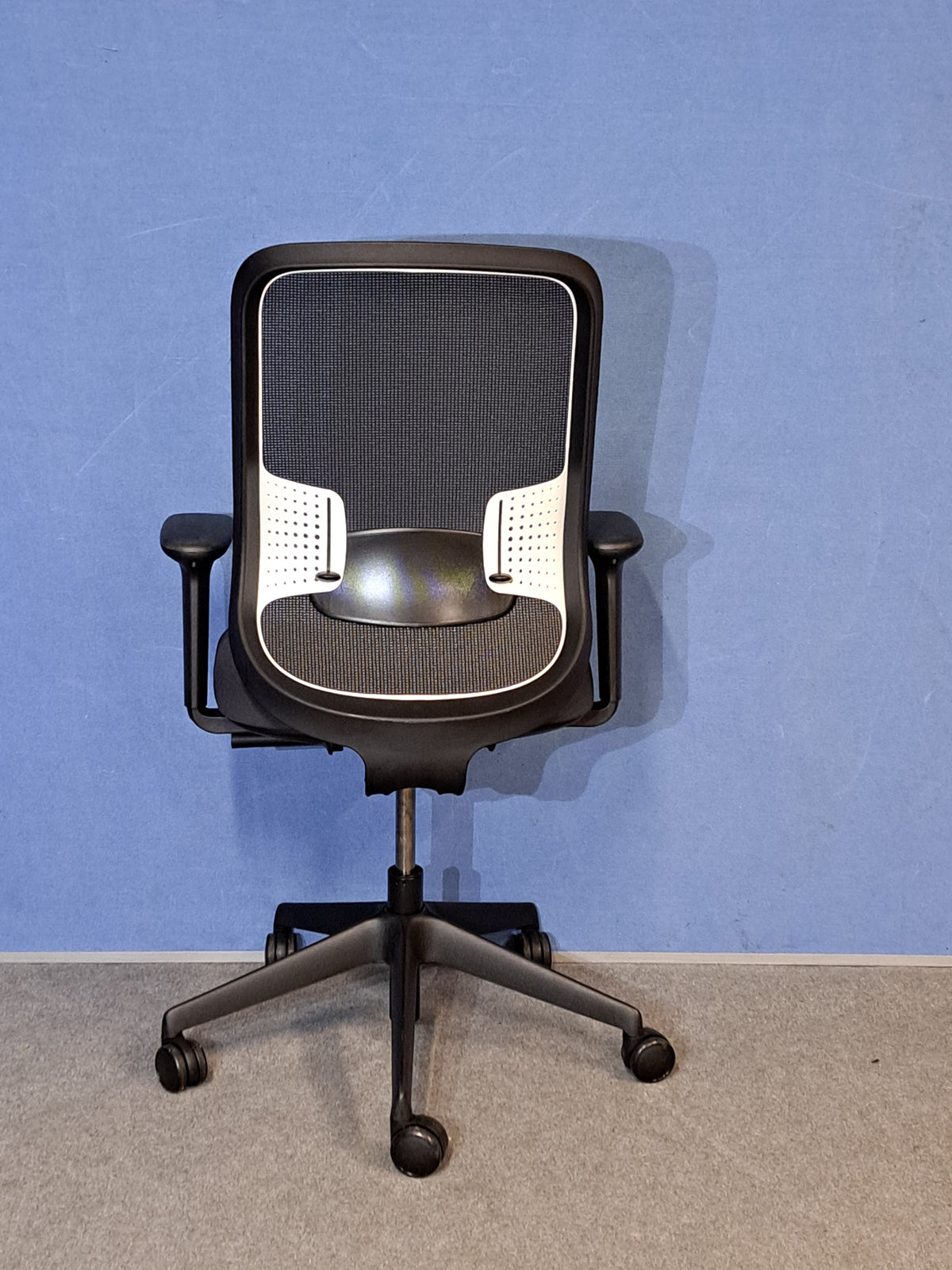 Orangebox Do Mesh Back Operators Armchair Black / White with Grey Seat (Used)