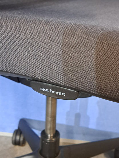 Orangebox Do Mesh Back Operators Armchair Black / White with Grey Seat (Used)
