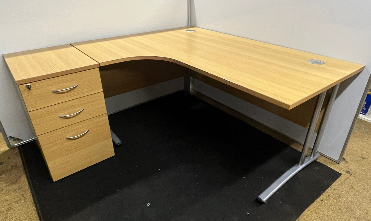 1600mm Left Hand Curved Desk inc 3 Drawer Pedestal Oak (used)