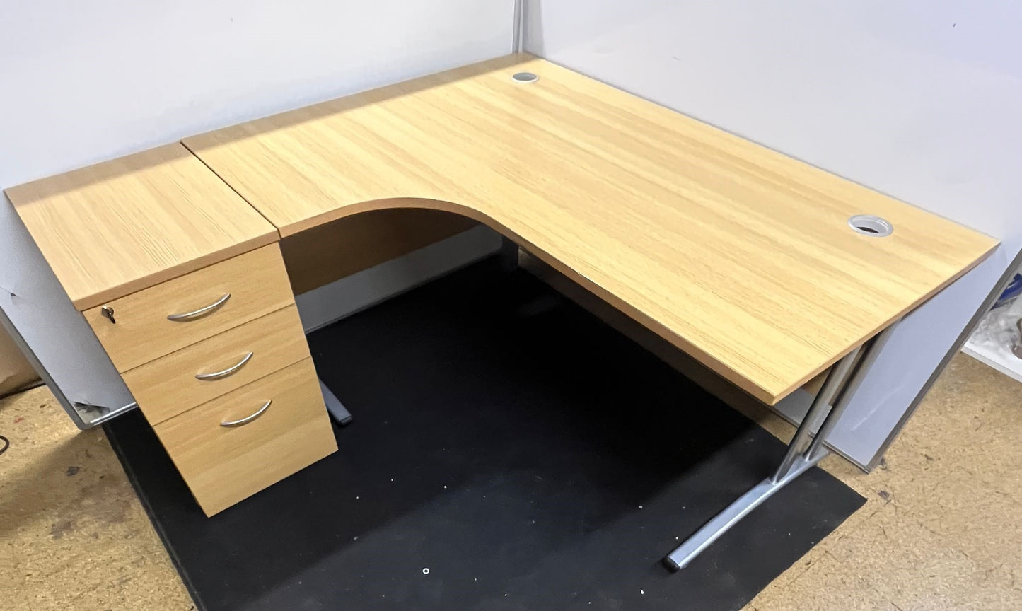 1600mm Left Hand Curved Desk inc 3 Drawer Pedestal Oak (used)