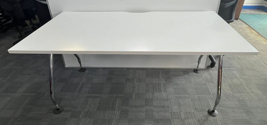 1600x800mm Straight Desk White (used)
