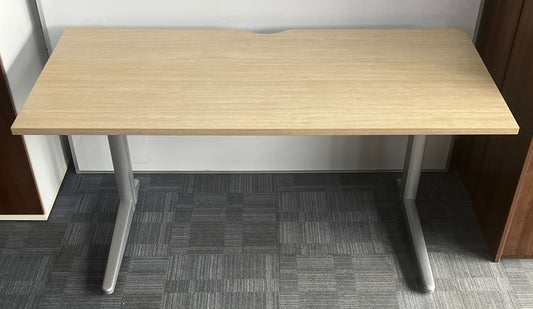 *SALE* 1600x800mm Straight Desk Verade Oak (used)