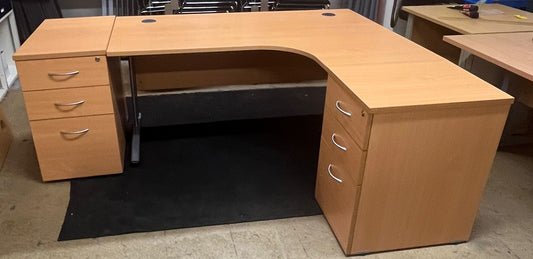 1600mm Right Hand Curved Desk inc 2x 3 Drawer Desk High Pedestals Beech (used)