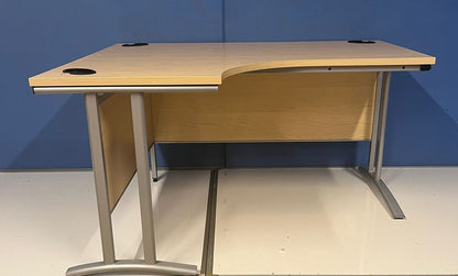 1400mm Left Hand Curved Desk with Fixed Frame Maple (used)