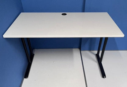 1600x800mm Height Adjustable Straight Desk White (used)