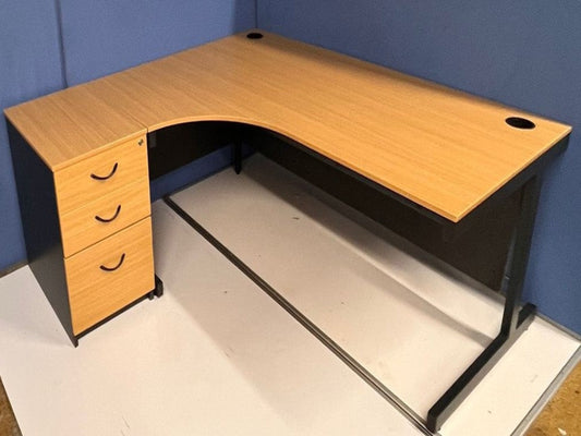 1600mm Left Hand Curved Desk inc 3 Drawer Pedestal Oak (used)